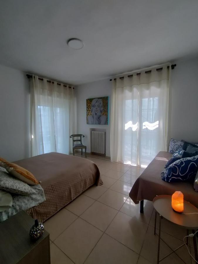 La Dimora Degli Artisti Bed & Breakfast Pescara Cameră foto