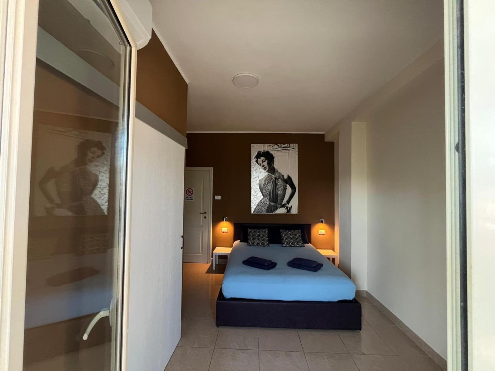 La Dimora Degli Artisti Bed & Breakfast Pescara Cameră foto